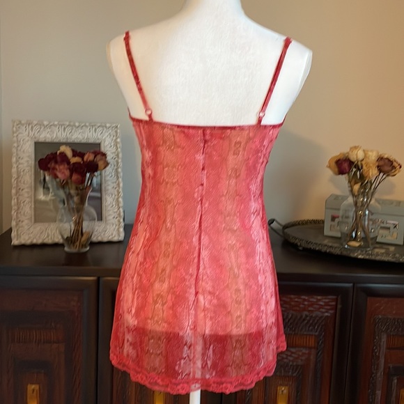 Victoria’s Secret Rare 2000 Snake skin sheer Slip size Small - Picture 4 of 11